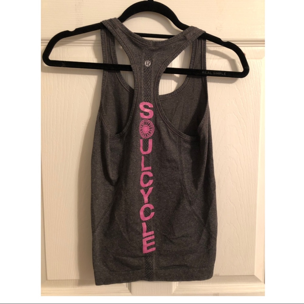 Lululemon tank